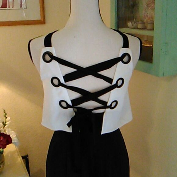 NWOT Aidan Aidan Mattox Lace-Up Halter Formal - Picture 4 of 14